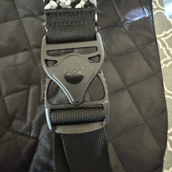 Kavu Bag Rope Sling Black Quilted Gorpcore Hiking Boho Travel Pockets Athleisure - Picture 9 of 13